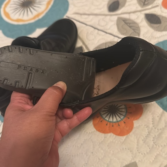 Prada - Picture 6 of 6